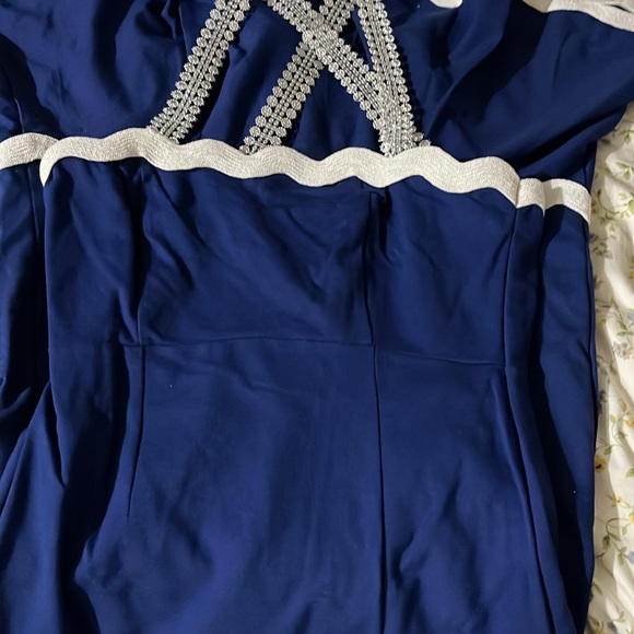 Dress used good condition, size remove but I think size M/L - Picture 2 of 6